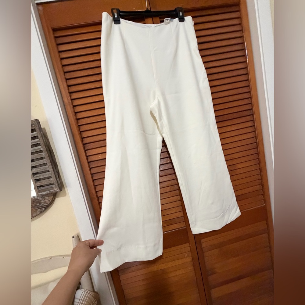 ANTONIO MELANI Cream Wide Leg Pants, Lined, Side Zipper, size 10, Like New